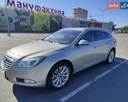 Бежевый Опель Инсигния, объемом двигателя 2 л и пробегом 198 тыс. км за 10300 $, фото 6 на Automoto.ua