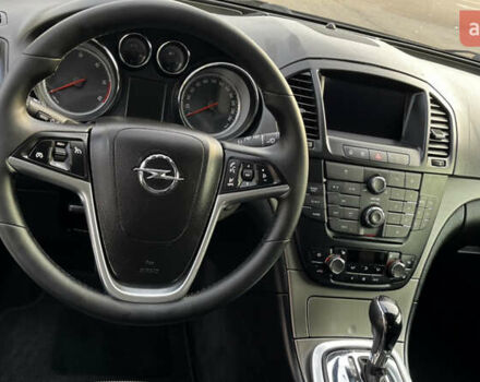 Бежевый Опель Инсигния, объемом двигателя 2 л и пробегом 198 тыс. км за 10300 $, фото 12 на Automoto.ua