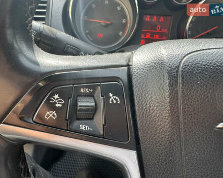 Бежевый Опель Инсигния, объемом двигателя 2 л и пробегом 198 тыс. км за 10300 $, фото 14 на Automoto.ua