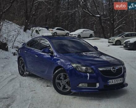 Бежевий Опель Інсігнія, об'ємом двигуна 2.8 л та пробігом 245 тис. км за 8200 $, фото 1 на Automoto.ua