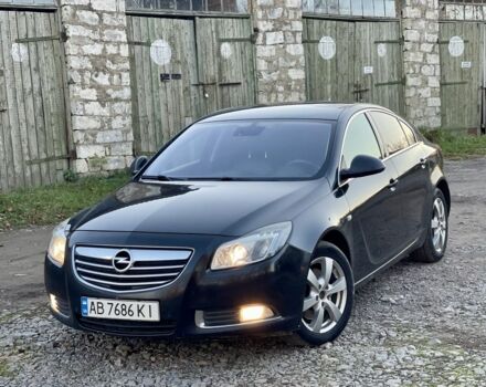 Чорний Опель Інсігнія, об'ємом двигуна 2 л та пробігом 200 тис. км за 5450 $, фото 2 на Automoto.ua