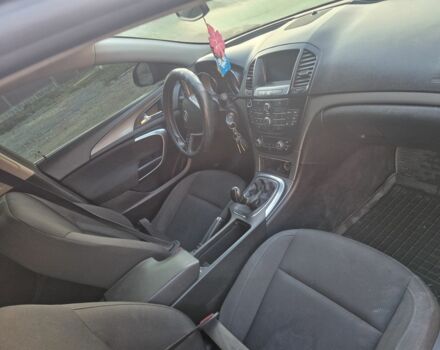 Чорний Опель Інсігнія, об'ємом двигуна 2 л та пробігом 350 тис. км за 6900 $, фото 6 на Automoto.ua