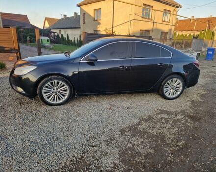 Чорний Опель Інсігнія, об'ємом двигуна 2 л та пробігом 350 тис. км за 6900 $, фото 2 на Automoto.ua