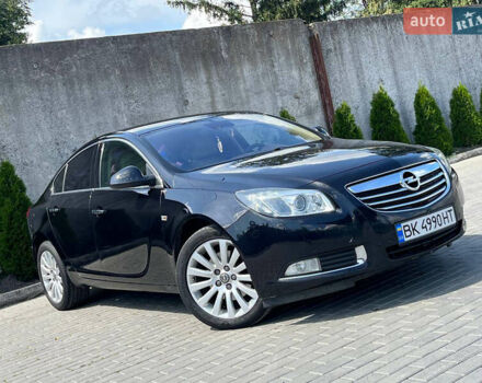 Черный Опель Инсигния, объемом двигателя 2 л и пробегом 320 тыс. км за 7402 $, фото 11 на Automoto.ua