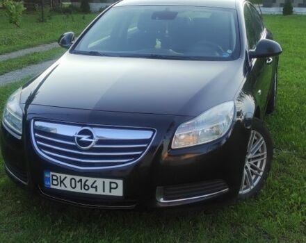 Черный Опель Инсигния, объемом двигателя 2 л и пробегом 321 тыс. км за 7200 $, фото 5 на Automoto.ua