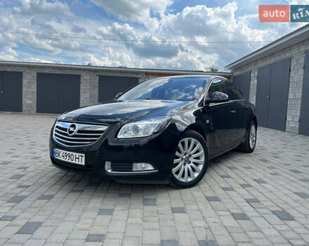 Черный Опель Инсигния, объемом двигателя 2 л и пробегом 320 тыс. км за 7402 $, фото 74 на Automoto.ua