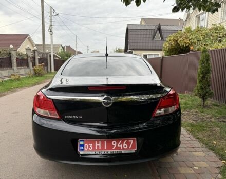 Чорний Опель Інсігнія, об'ємом двигуна 1.8 л та пробігом 192 тис. км за 8000 $, фото 4 на Automoto.ua