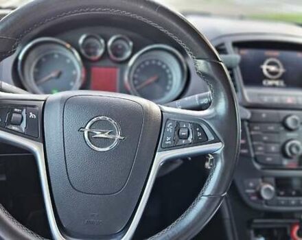 Чорний Опель Інсігнія, об'ємом двигуна 2 л та пробігом 182 тис. км за 8300 $, фото 14 на Automoto.ua