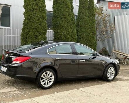 Черный Опель Инсигния, объемом двигателя 2 л и пробегом 282 тыс. км за 8500 $, фото 3 на Automoto.ua