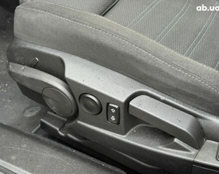 Черный Опель Инсигния, объемом двигателя 1.6 л и пробегом 224 тыс. км за 7890 $, фото 15 на Automoto.ua