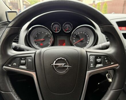 Чорний Опель Інсігнія, об'ємом двигуна 1.8 л та пробігом 192 тис. км за 8000 $, фото 11 на Automoto.ua