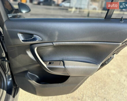 Черный Опель Инсигния, объемом двигателя 2 л и пробегом 263 тыс. км за 8500 $, фото 23 на Automoto.ua