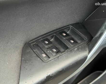 Черный Опель Инсигния, объемом двигателя 1.6 л и пробегом 224 тыс. км за 7890 $, фото 12 на Automoto.ua