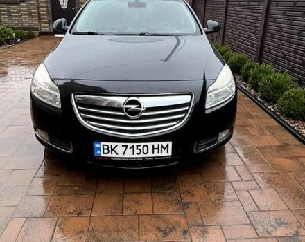 Черный Опель Инсигния, объемом двигателя 1.96 л и пробегом 217 тыс. км за 7777 $, фото 13 на Automoto.ua