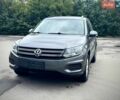 Черный Опель Инсигния, объемом двигателя 2 л и пробегом 295 тыс. км за 7800 $, фото 1 на Automoto.ua