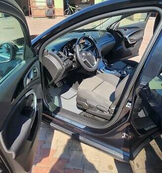 Черный Опель Инсигния, объемом двигателя 1.96 л и пробегом 270 тыс. км за 8950 $, фото 5 на Automoto.ua