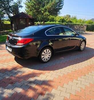 Черный Опель Инсигния, объемом двигателя 1.96 л и пробегом 270 тыс. км за 8950 $, фото 1 на Automoto.ua