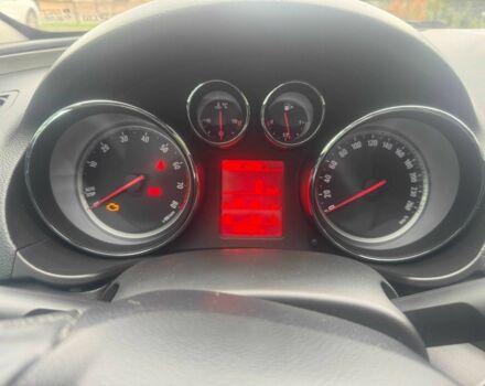 Опель Инсигния 2012 в Львове на Automoto.ua Черный Опель Инсигния, объемом двигателя 1.4 л и пробегом 160 тыс. км за 8000 $, фото 7 на Automoto.ua