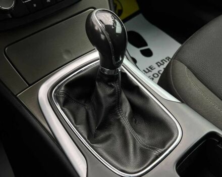 Чорний Опель Інсігнія, об'ємом двигуна 1.5 л та пробігом 161 тис. км за 8750 $, фото 13 на Automoto.ua