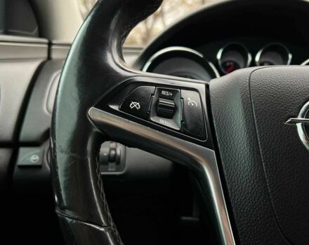 Чорний Опель Інсігнія, об'ємом двигуна 1.5 л та пробігом 161 тис. км за 8750 $, фото 8 на Automoto.ua