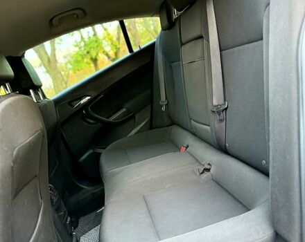 Черный Опель Инсигния, объемом двигателя 2 л и пробегом 246 тыс. км за 9999 $, фото 9 на Automoto.ua