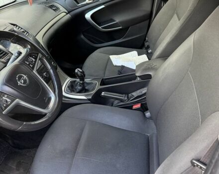 Чорний Опель Інсігнія, об'ємом двигуна 2 л та пробігом 337 тис. км за 3400 $, фото 7 на Automoto.ua