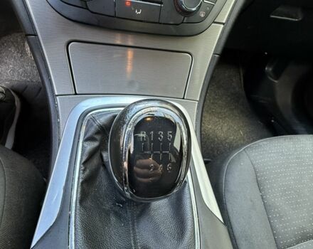 Чорний Опель Інсігнія, об'ємом двигуна 2 л та пробігом 337 тис. км за 3400 $, фото 6 на Automoto.ua