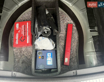 Чорний Опель Інсігнія, об'ємом двигуна 1.6 л та пробігом 204 тис. км за 8000 $, фото 47 на Automoto.ua