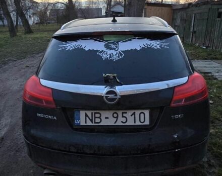 Черный Опель Инсигния, объемом двигателя 2 л и пробегом 305 тыс. км за 2800 $, фото 2 на Automoto.ua