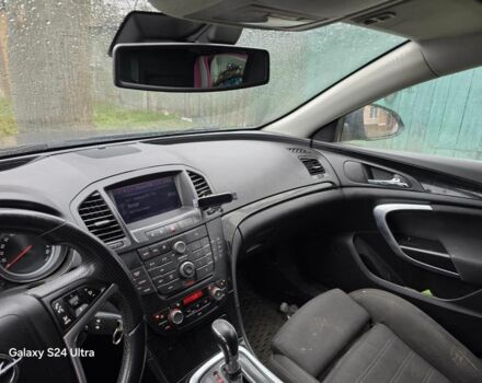 Черный Опель Инсигния, объемом двигателя 2 л и пробегом 305 тыс. км за 2800 $, фото 6 на Automoto.ua