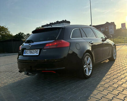 Черный Опель Инсигния, объемом двигателя 1.96 л и пробегом 250 тыс. км за 6700 $, фото 2 на Automoto.ua