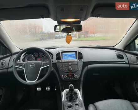 Чорний Опель Інсігнія, об'ємом двигуна 1.6 л та пробігом 204 тис. км за 8000 $, фото 10 на Automoto.ua