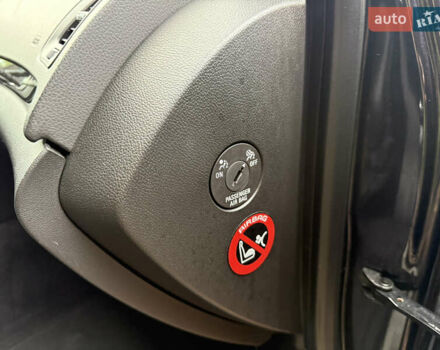 Черный Опель Инсигния, объемом двигателя 1.6 л и пробегом 204 тыс. км за 8300 $, фото 40 на Automoto.ua