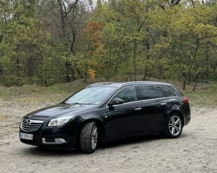 Черный Опель Инсигния, объемом двигателя 2 л и пробегом 275 тыс. км за 8500 $, фото 4 на Automoto.ua