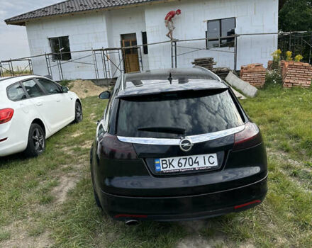 Черный Опель Инсигния, объемом двигателя 1.96 л и пробегом 305 тыс. км за 6800 $, фото 3 на Automoto.ua
