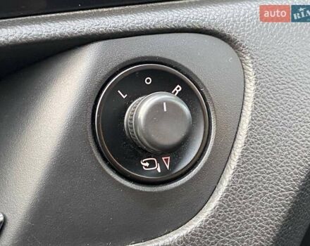 Черный Опель Инсигния, объемом двигателя 1.96 л и пробегом 304 тыс. км за 6990 $, фото 24 на Automoto.ua