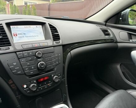 Черный Опель Инсигния, объемом двигателя 1.6 л и пробегом 204 тыс. км за 8300 $, фото 12 на Automoto.ua