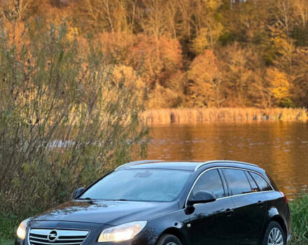 Черный Опель Инсигния, объемом двигателя 2 л и пробегом 266 тыс. км за 7600 $, фото 3 на Automoto.ua