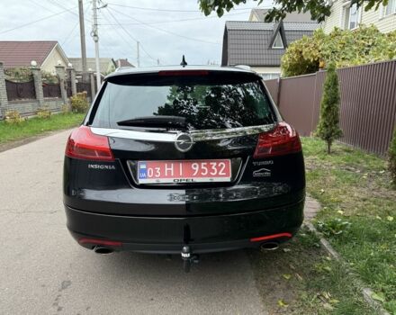 Черный Опель Инсигния, объемом двигателя 1.6 л и пробегом 204 тыс. км за 8300 $, фото 4 на Automoto.ua
