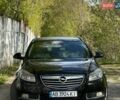 Черный Опель Инсигния, объемом двигателя 2 л и пробегом 270 тыс. км за 7500 $, фото 3 на Automoto.ua