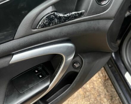 Черный Опель Инсигния, объемом двигателя 2 л и пробегом 330 тыс. км за 2750 $, фото 7 на Automoto.ua