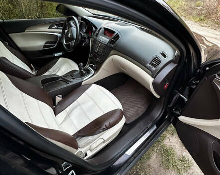 Черный Опель Инсигния, объемом двигателя 2 л и пробегом 266 тыс. км за 7600 $, фото 22 на Automoto.ua