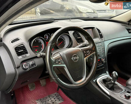 Черный Опель Инсигния, объемом двигателя 1.96 л и пробегом 242 тыс. км за 7600 $, фото 38 на Automoto.ua