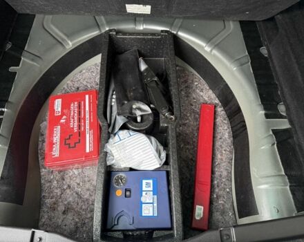 Черный Опель Инсигния, объемом двигателя 1.6 л и пробегом 204 тыс. км за 8300 $, фото 19 на Automoto.ua