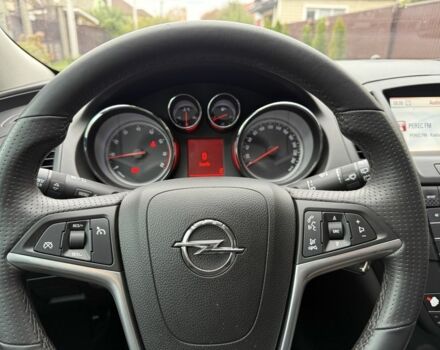 Черный Опель Инсигния, объемом двигателя 1.6 л и пробегом 204 тыс. км за 8300 $, фото 11 на Automoto.ua