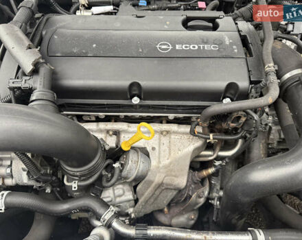 Чорний Опель Інсігнія, об'ємом двигуна 1.6 л та пробігом 204 тис. км за 8000 $, фото 52 на Automoto.ua