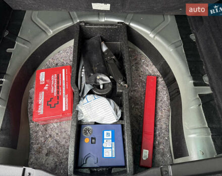 Черный Опель Инсигния, объемом двигателя 1.6 л и пробегом 204 тыс. км за 8300 $, фото 49 на Automoto.ua