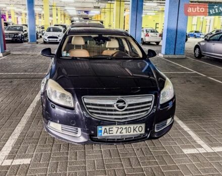 Чорний Опель Інсігнія, об'ємом двигуна 2 л та пробігом 288 тис. км за 6500 $, фото 1 на Automoto.ua