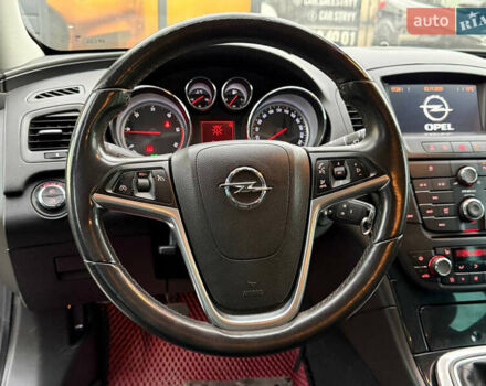 Черный Опель Инсигния, объемом двигателя 1.96 л и пробегом 242 тыс. км за 7600 $, фото 43 на Automoto.ua