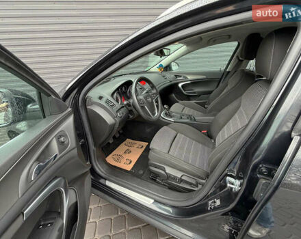 Черный Опель Инсигния, объемом двигателя 1.6 л и пробегом 246 тыс. км за 8000 $, фото 4 на Automoto.ua